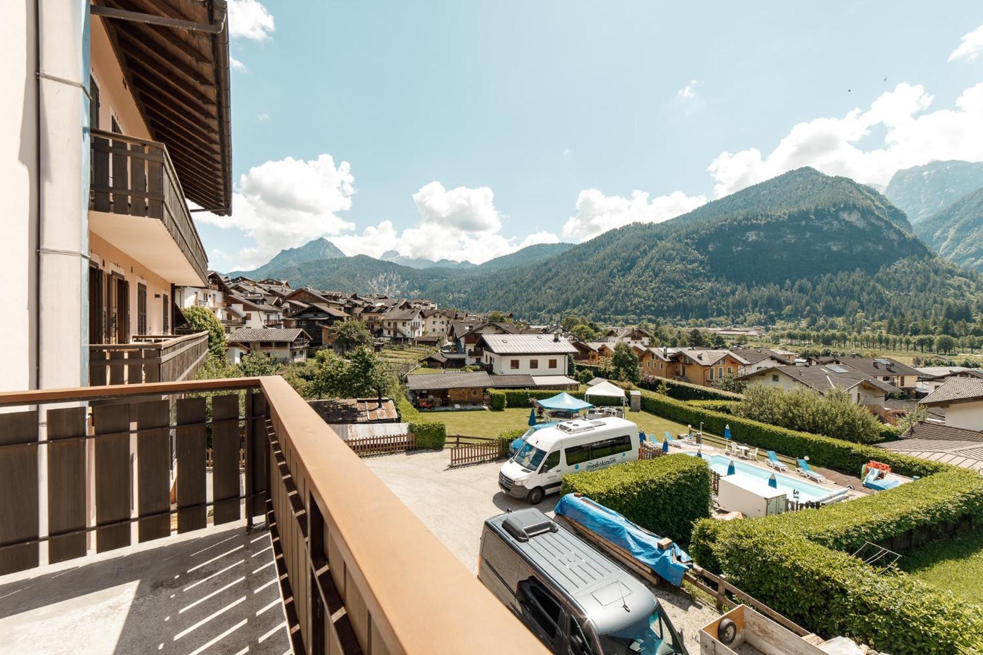 Hotel Al Bivio - Pizzeria, Pool & Sauna Imer Dış mekan fotoğraf